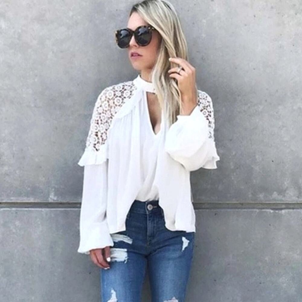 Free People White Crochet Little Bit of Love Lace Flowy Relaxed Blouse Top Sz XS